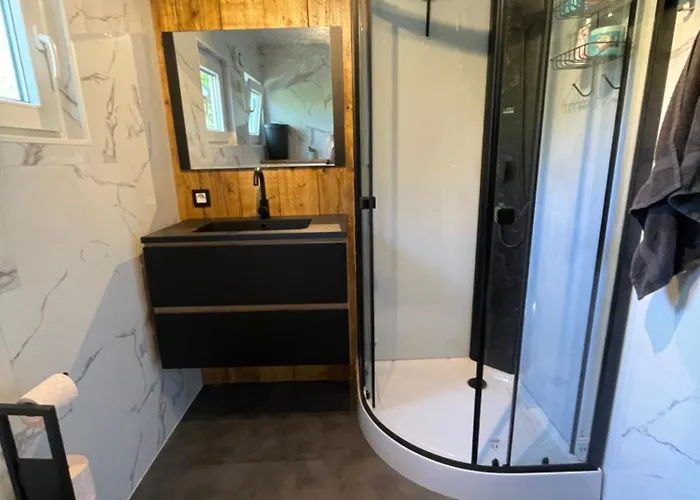 Le Daim La Boverie Chalet *